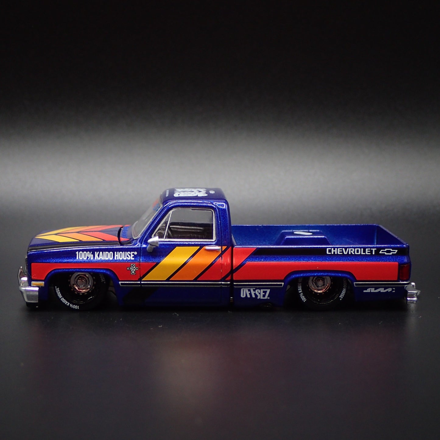 1983 83 CHEVY CHEVROLET PICKUP TRUCK KAIDO HOUSE 1/64 SCALE DIECAST MODEL CAR