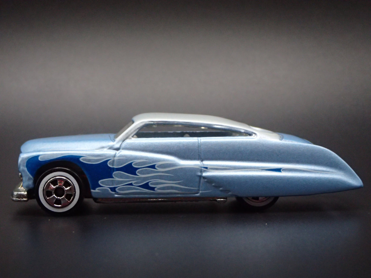 1951 51 MERC MERCURY PURPLE PASSION BLUE 1:64 SCALE DIORAMA DIECAST MODEL CAR