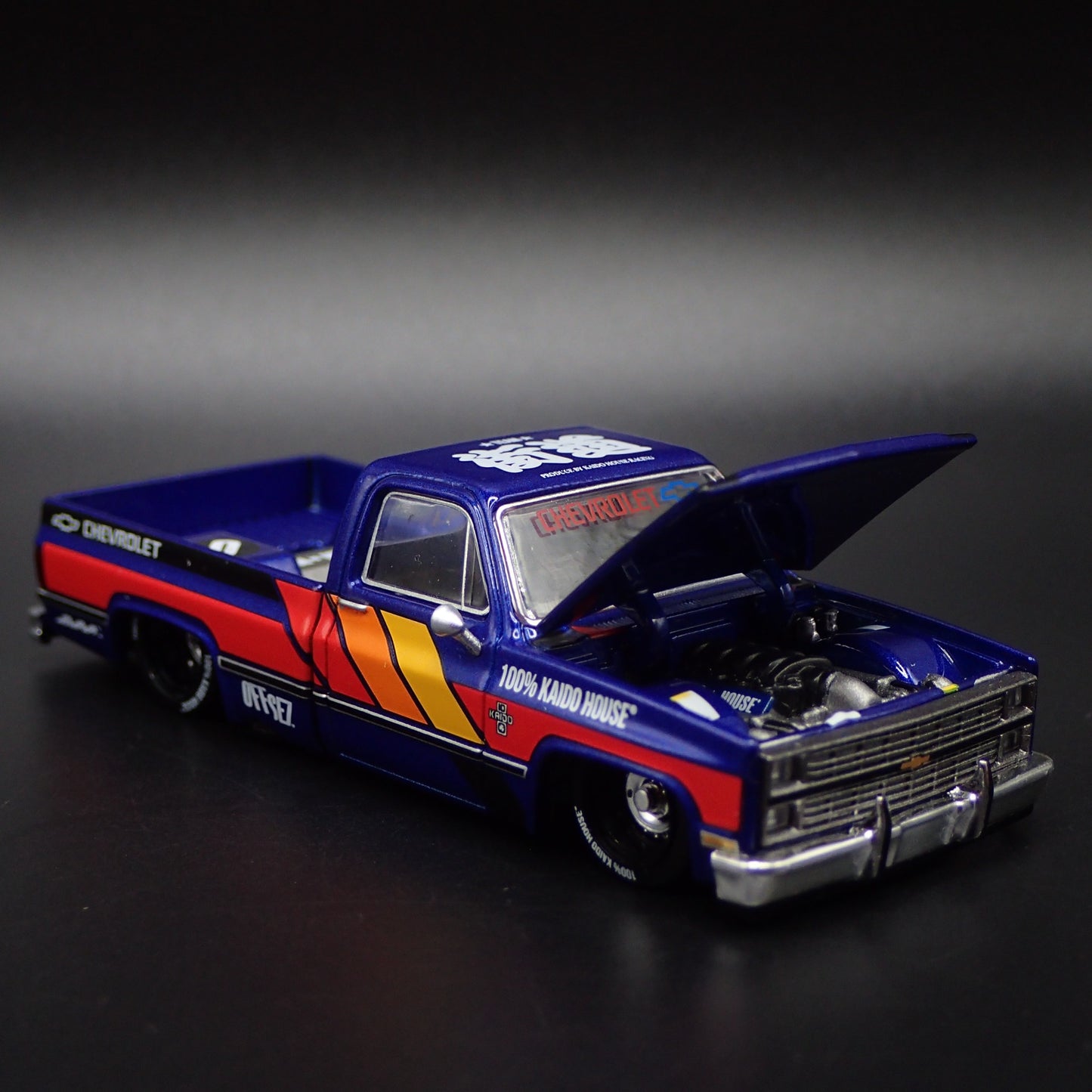 1983 83 CHEVY CHEVROLET PICKUP TRUCK KAIDO HOUSE 1/64 SCALE DIECAST MODEL CAR