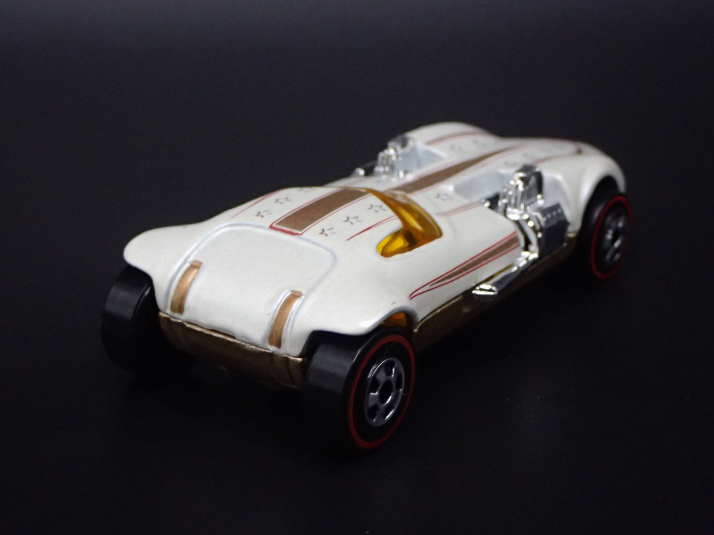 IRA GILLFORD TWIN MILL SHOW CAR TWIN 502 V8 1:64 SCALE DIORAMA DIECAST MODEL CAR