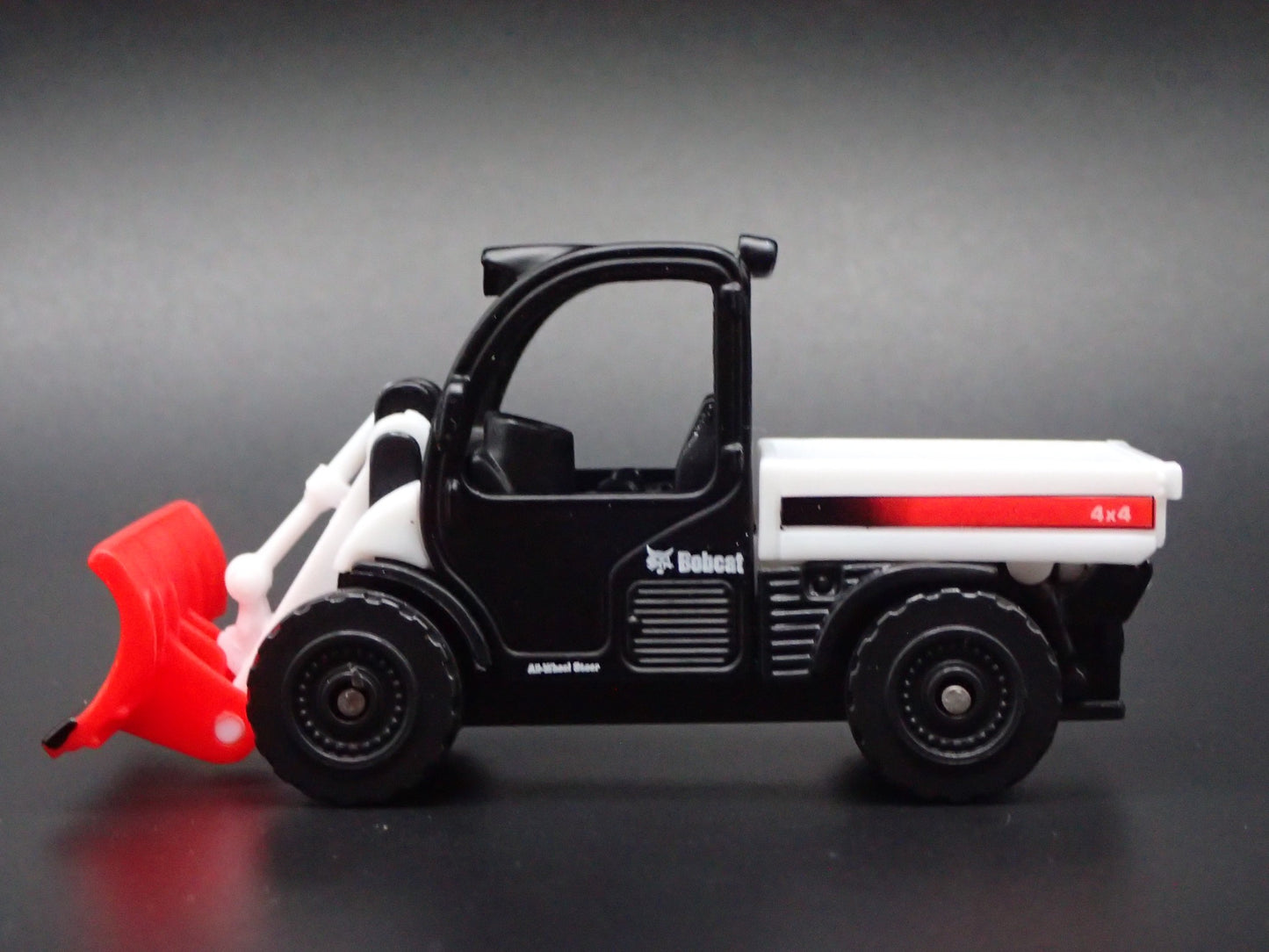 CONSTRUCTION SKID STEER BOBCAT PLOW AND TRUCK BED 1:64 SCALE DIECAST MODEL CAR