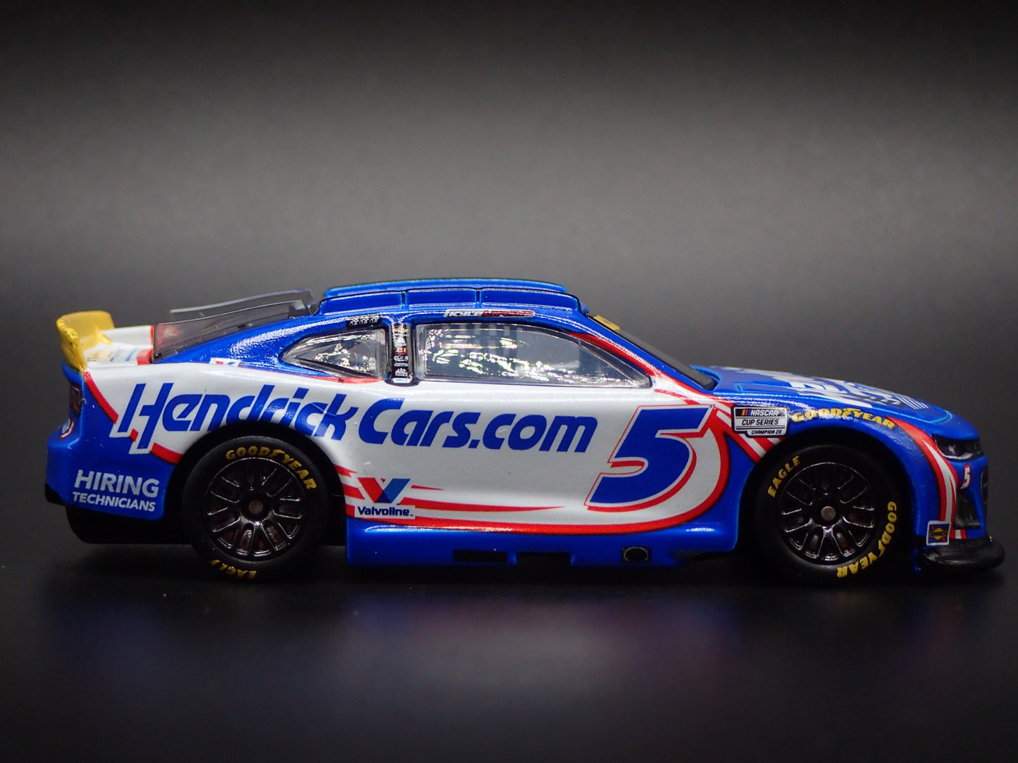 2025 CHEVROLET 5 KYLE LARSON HENDRICKCARS NASCAR CHAMPION 1:64 DIECAST MODEL CAR