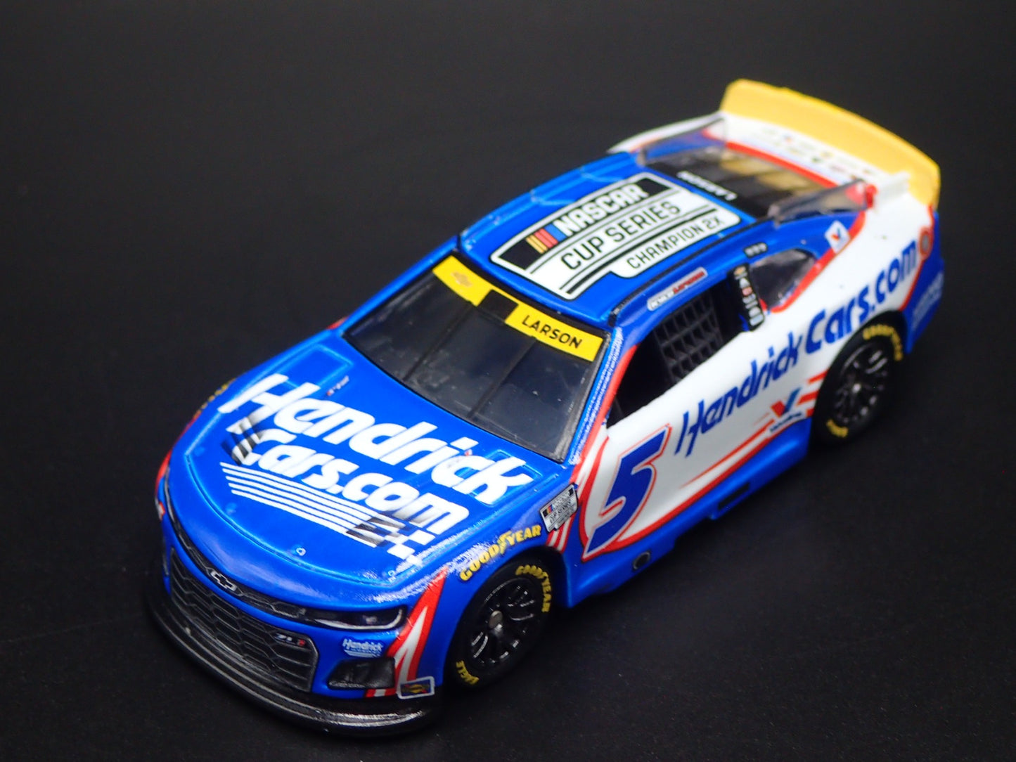 2025 CHEVROLET 5 KYLE LARSON HENDRICKCARS NASCAR CHAMPION 1:64 DIECAST MODEL CAR