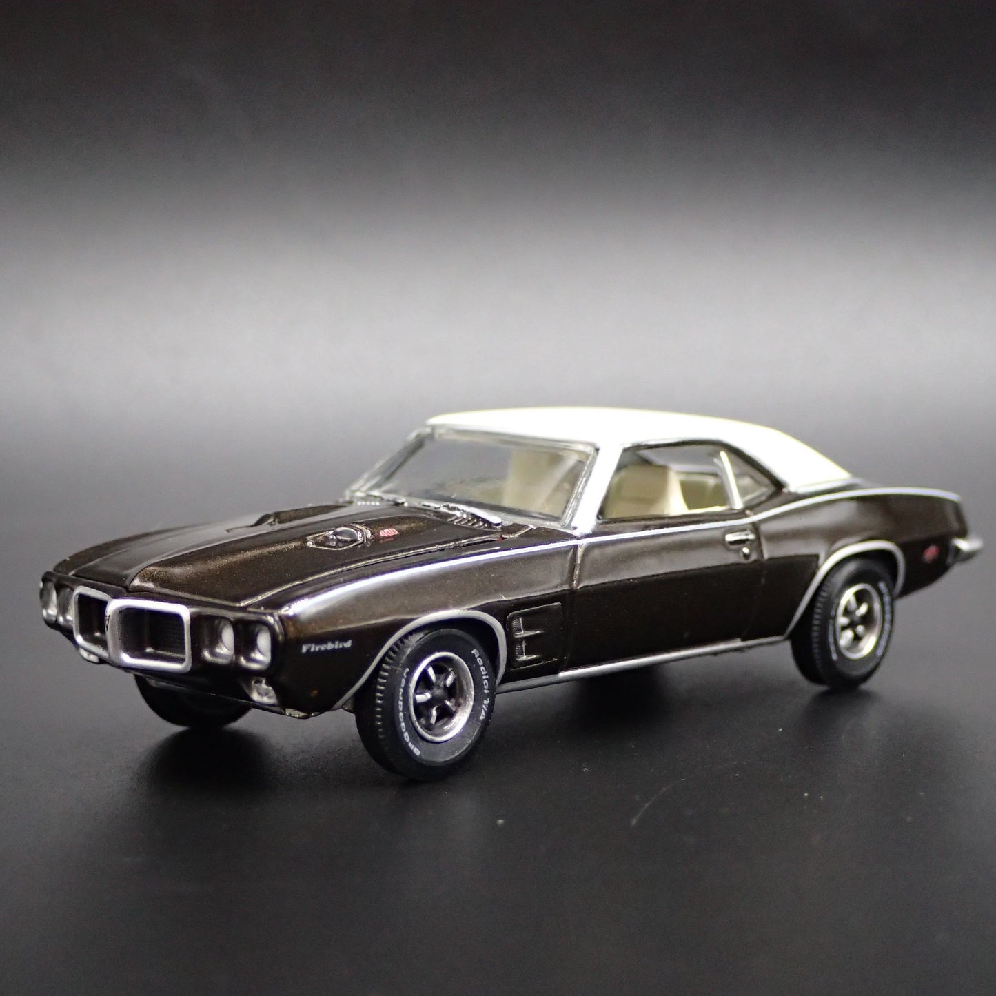 1969 69 PONTIAC FIREBIRD BROWN 1:64 SCALE COLLECTIBLE DIORAMA DIECAST MODEL CAR