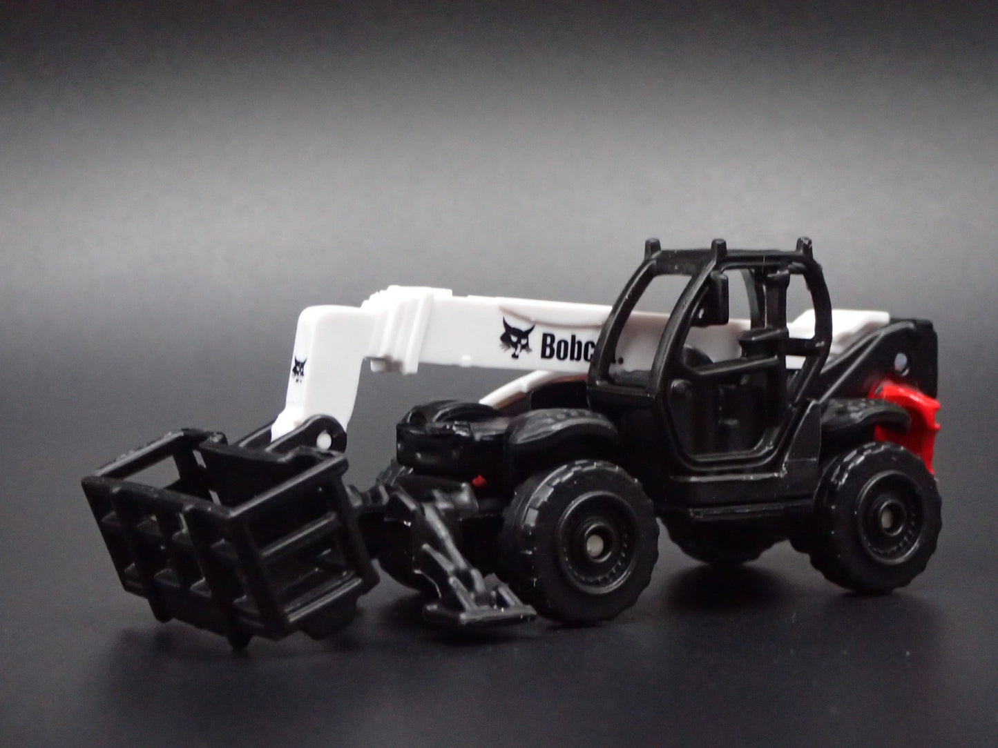 CONSTRUCTION SKID STEER BOBCAT TELEHANDLERS PICKER  1:64 SCALE DIECAST MODEL CAR