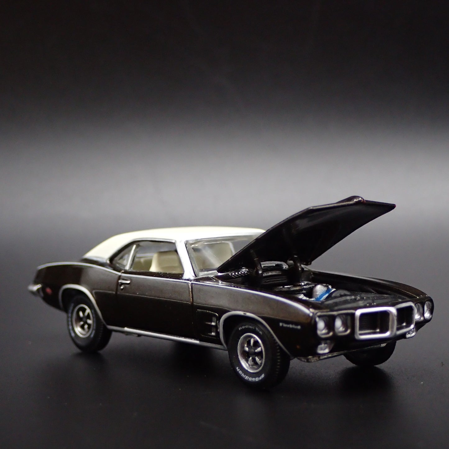 1969 69 PONTIAC FIREBIRD BROWN 1:64 SCALE COLLECTIBLE DIORAMA DIECAST MODEL CAR