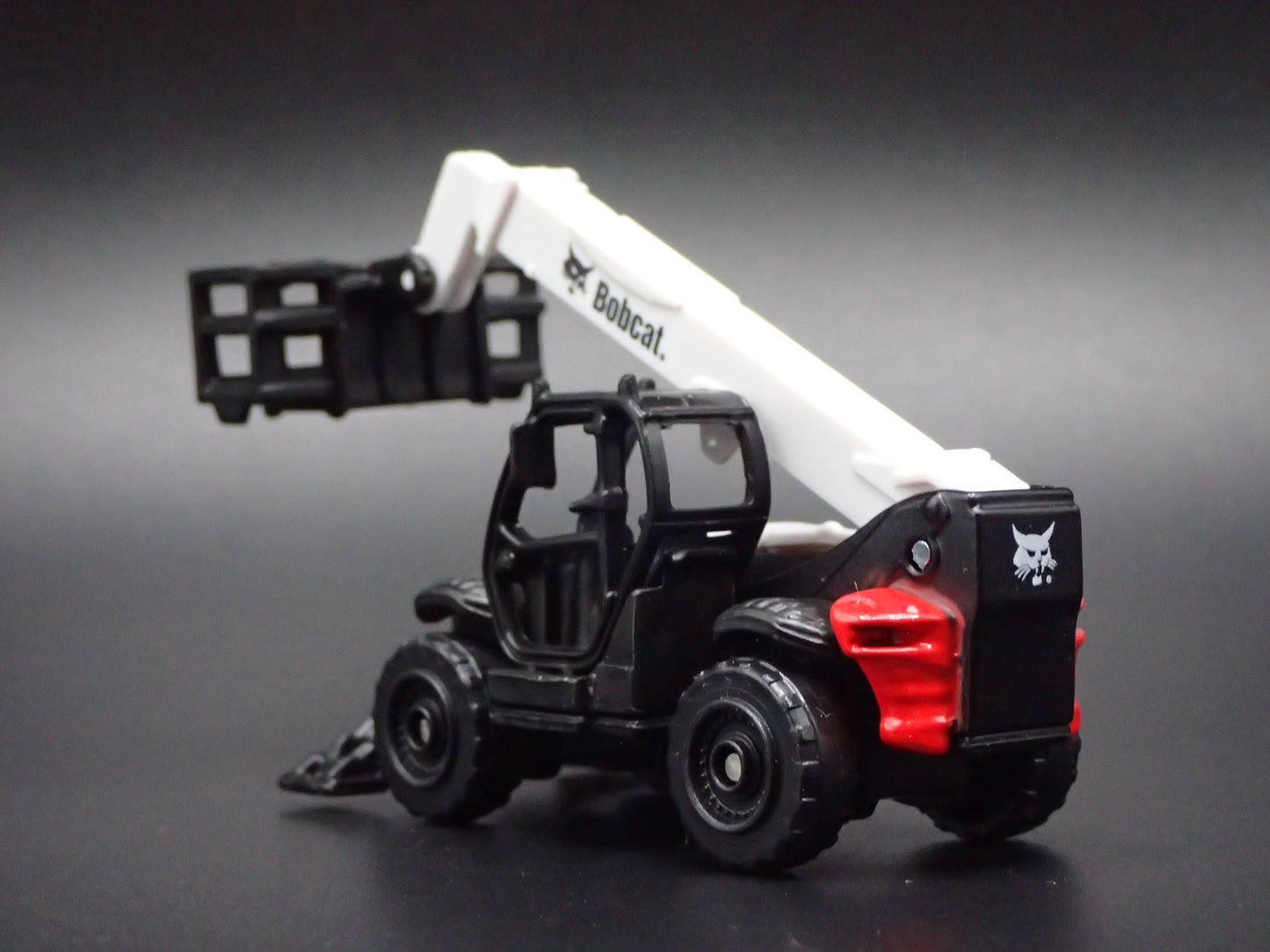 CONSTRUCTION SKID STEER BOBCAT TELEHANDLERS PICKER  1:64 SCALE DIECAST MODEL CAR