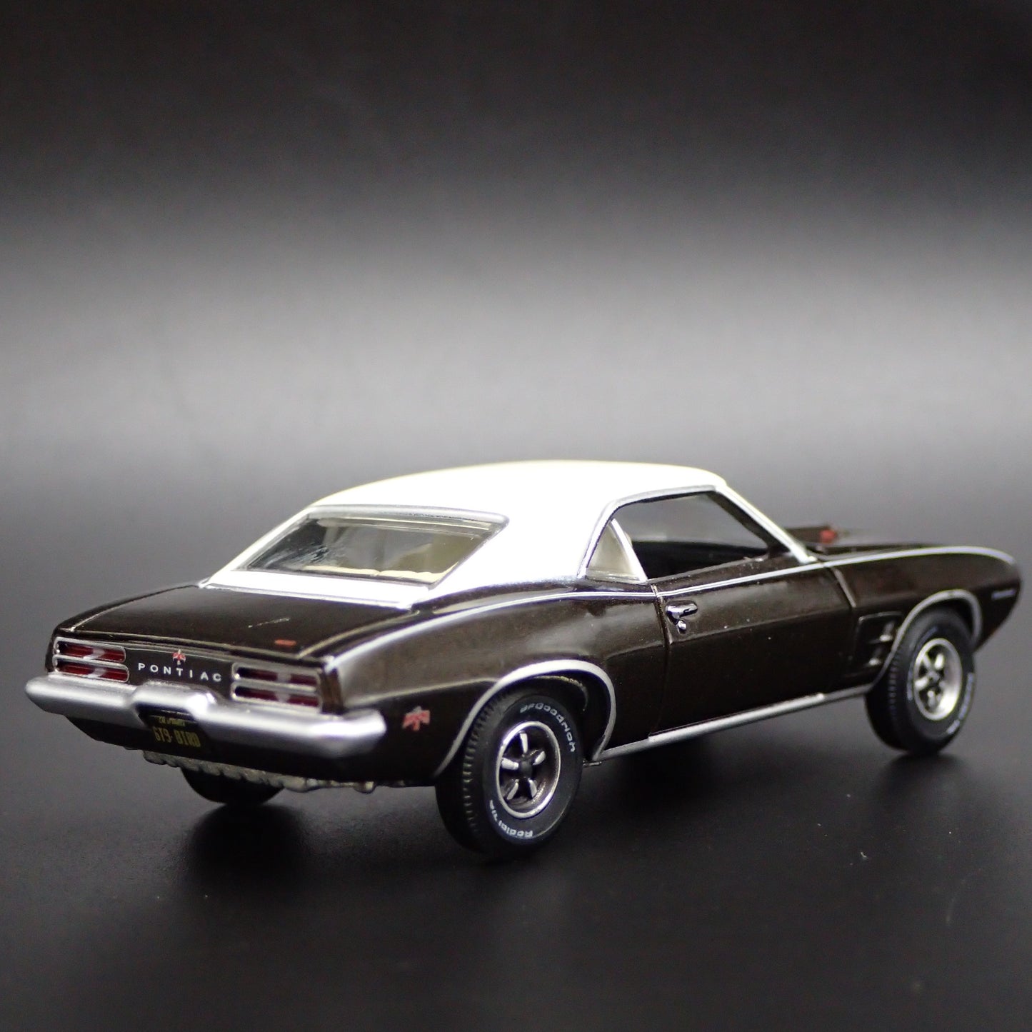 1969 69 PONTIAC FIREBIRD BROWN 1:64 SCALE COLLECTIBLE DIORAMA DIECAST MODEL CAR