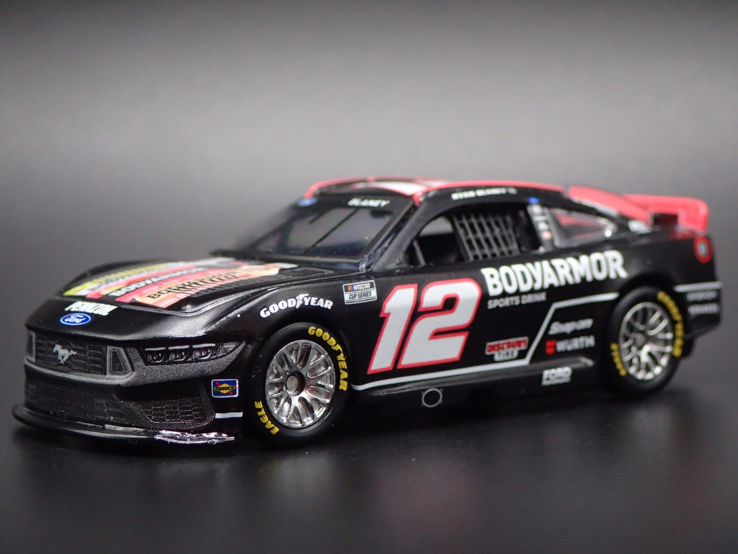 2025 25 FORD MUSTANG #12 RYAN BLANEY BODYARMOR NASCAR 1:64 SCALE DIECAST CAR