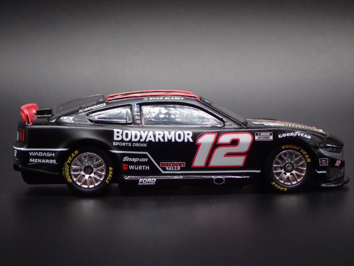 2025 25 FORD MUSTANG #12 RYAN BLANEY BODYARMOR NASCAR 1:64 SCALE DIECAST CAR