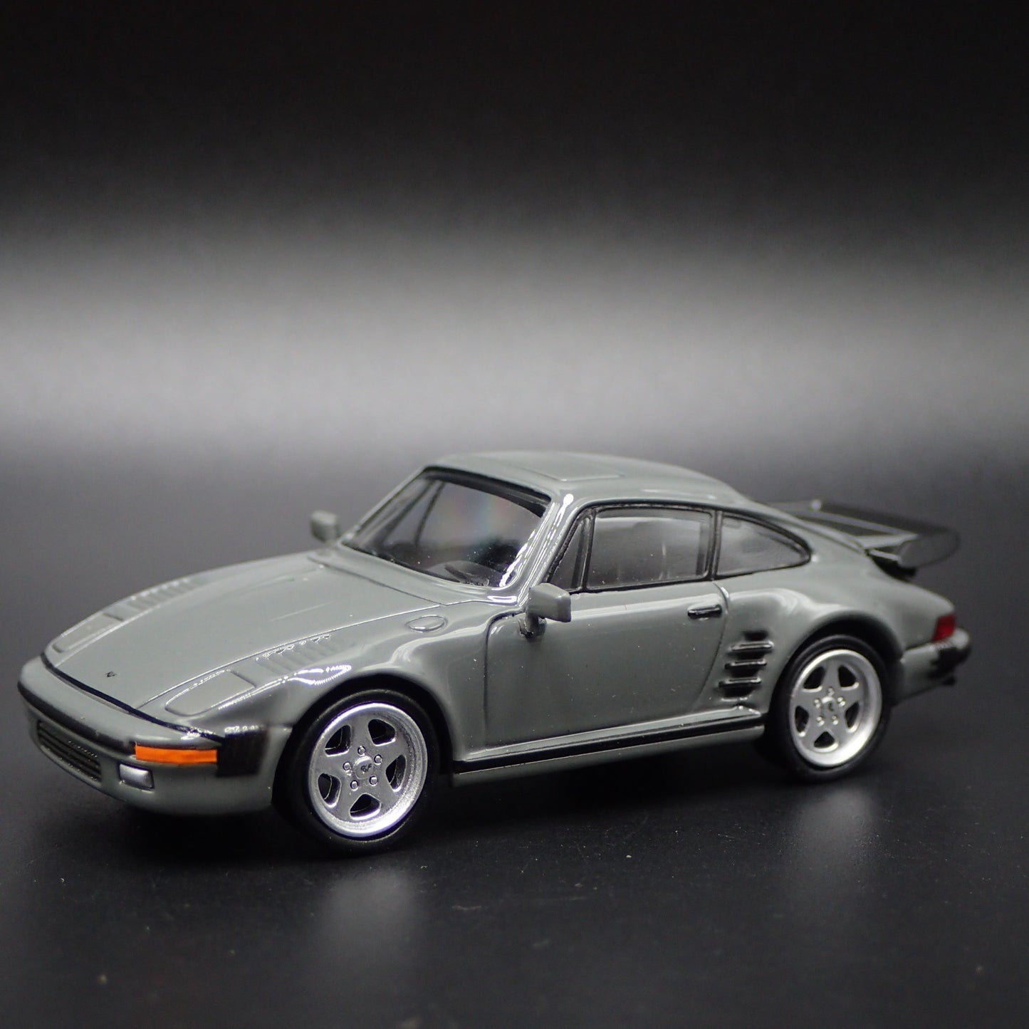 1983-1989 PORSCHE 911 CARRERA RUF BTR SLANTNOSE 1:64 SCALE DIECAST MODEL CAR