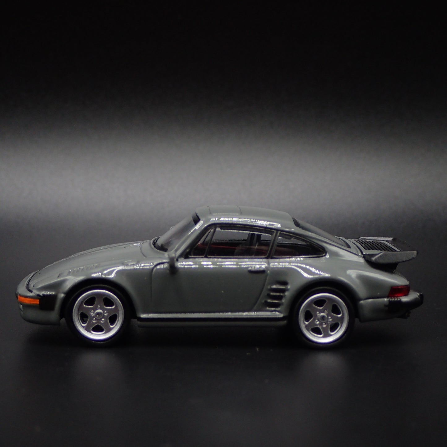 1983-1989 PORSCHE 911 CARRERA RUF BTR SLANTNOSE 1:64 SCALE DIECAST MODEL CAR