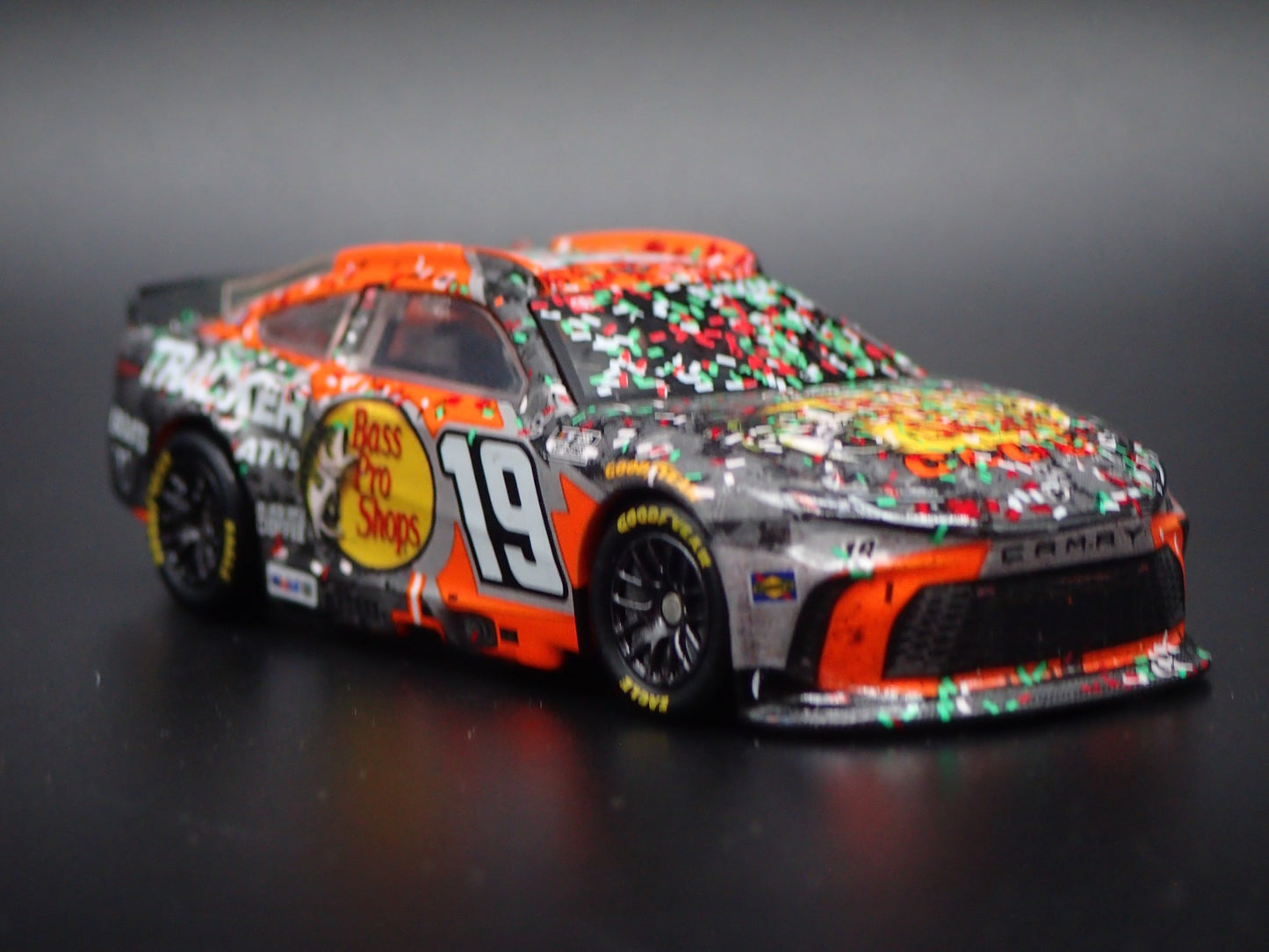 2025 TOYOTA CAMRY 19 CHASE BRISCOE BASS PRO NASCAR 1:64 SCALE DIECAST MODEL CAR