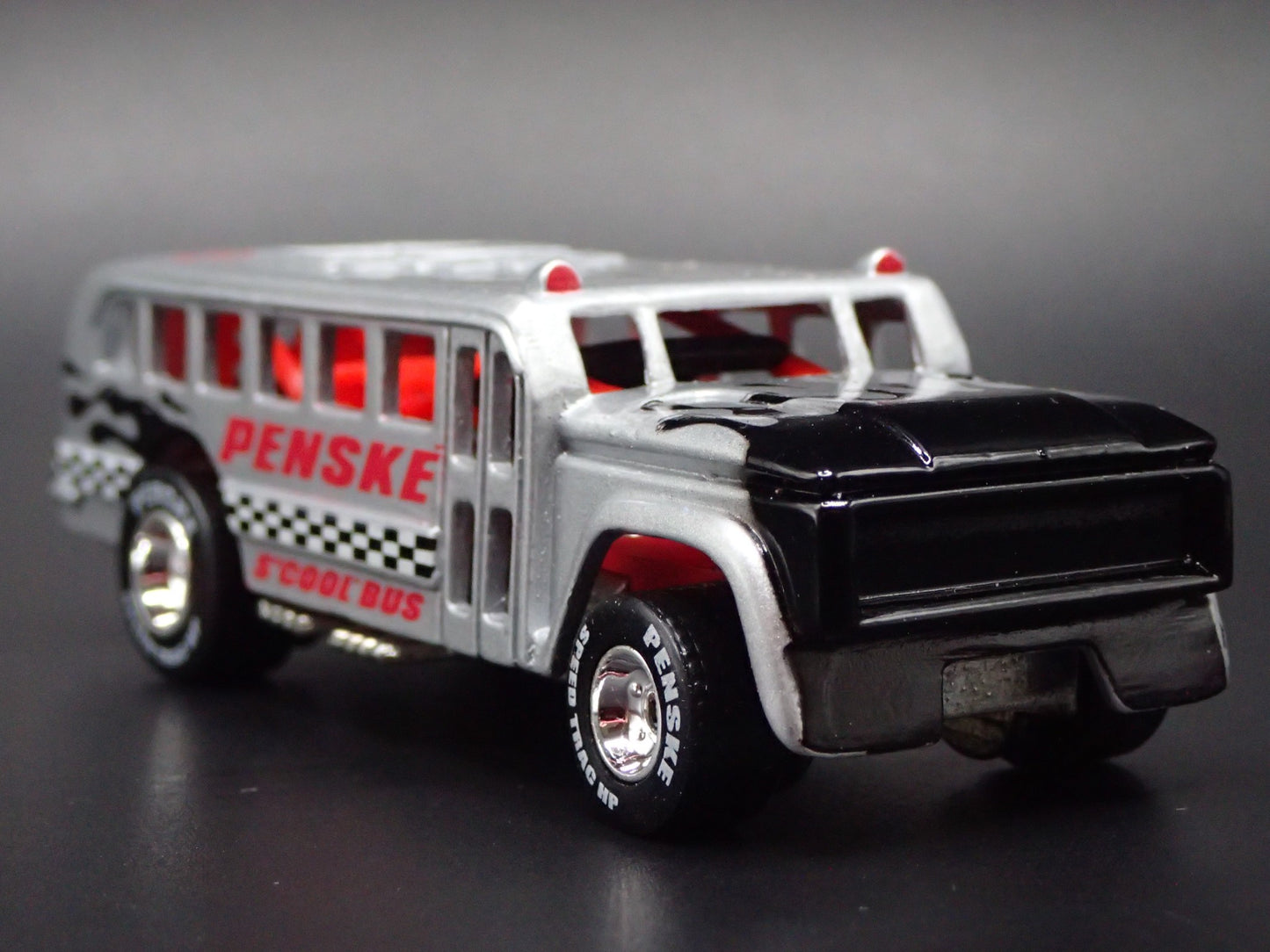 SCOOL SCHOOL BUS VINTAGE DRAGSTER NHRA PENSKE 1:64 SCALE DIECAST MODEL CAR