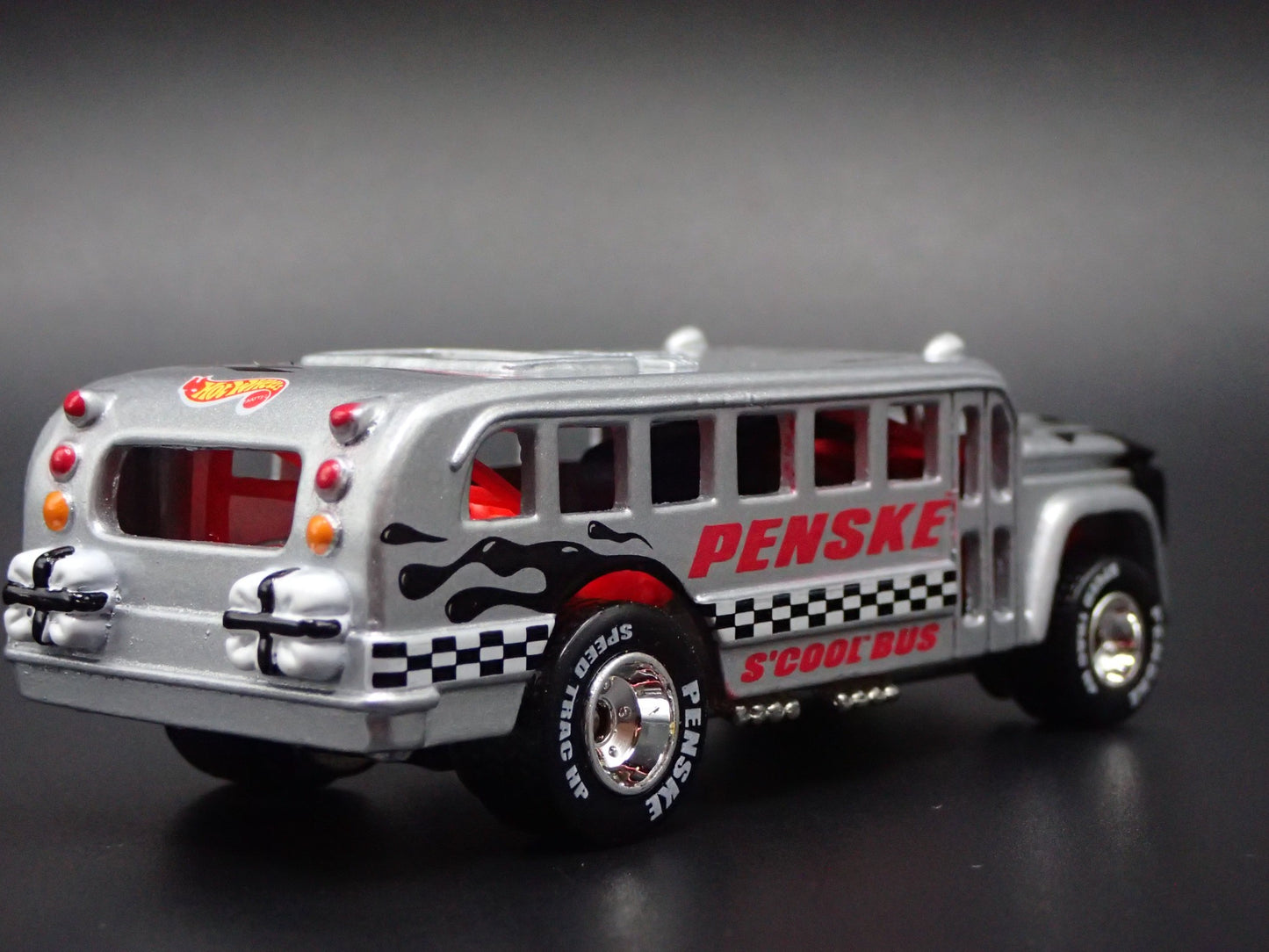 SCOOL SCHOOL BUS VINTAGE DRAGSTER NHRA PENSKE 1:64 SCALE DIECAST MODEL CAR