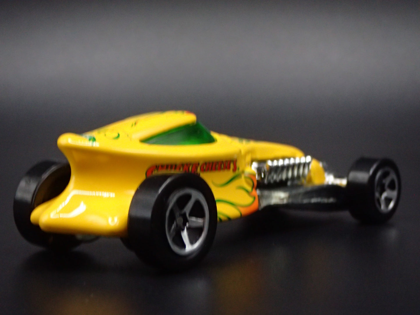 CUSTOM HOT ROD SWEET 16 II CHUCK E CHEESE 1:64 SCALE DIORAMA DIECAST MODEL CAR