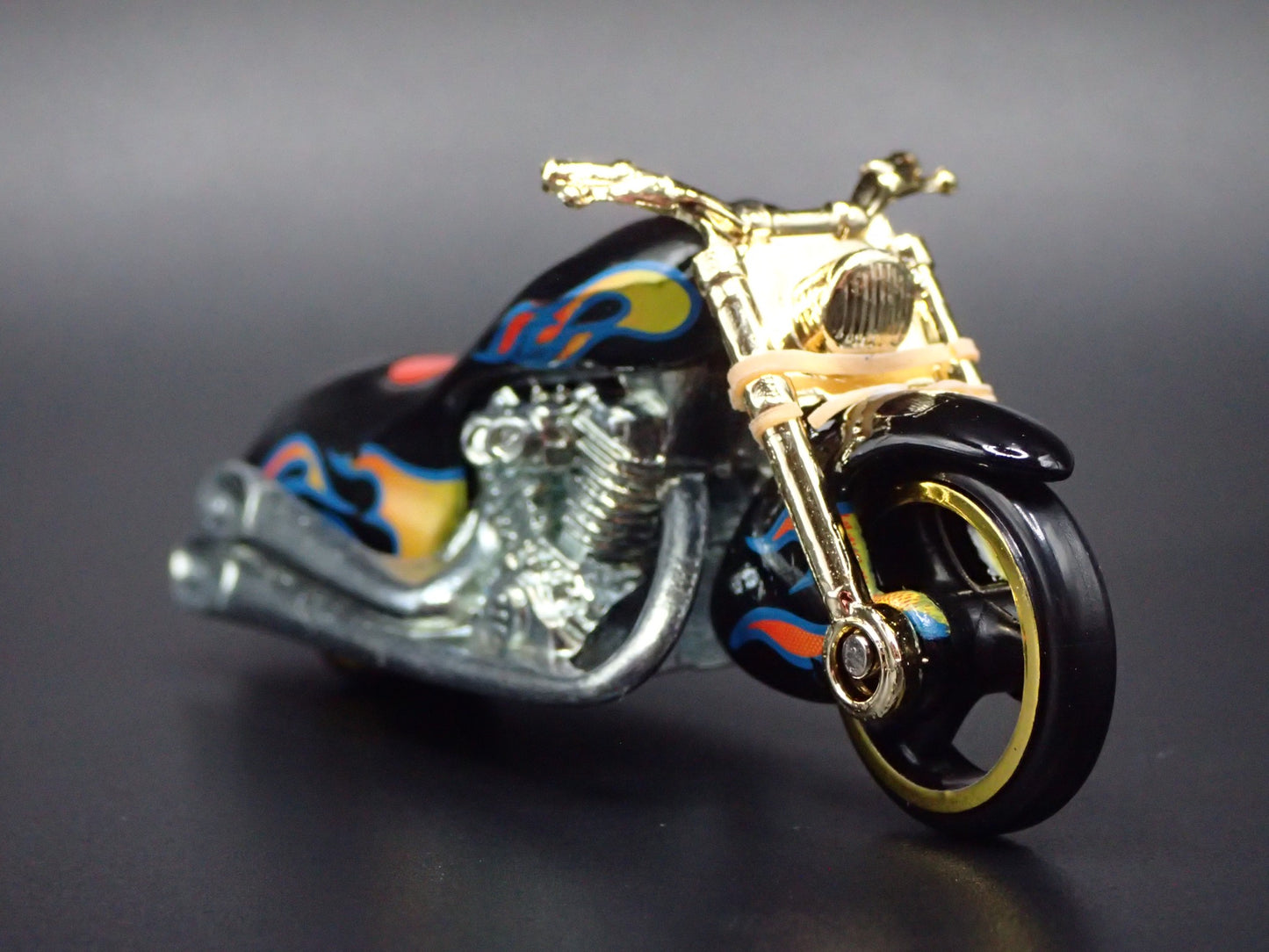 SCORCHIN SCOOTER MOTORCYCLE JIFFY LUBE 1:64 HW SCALE DIORAMA DIECAST MODEL CAR