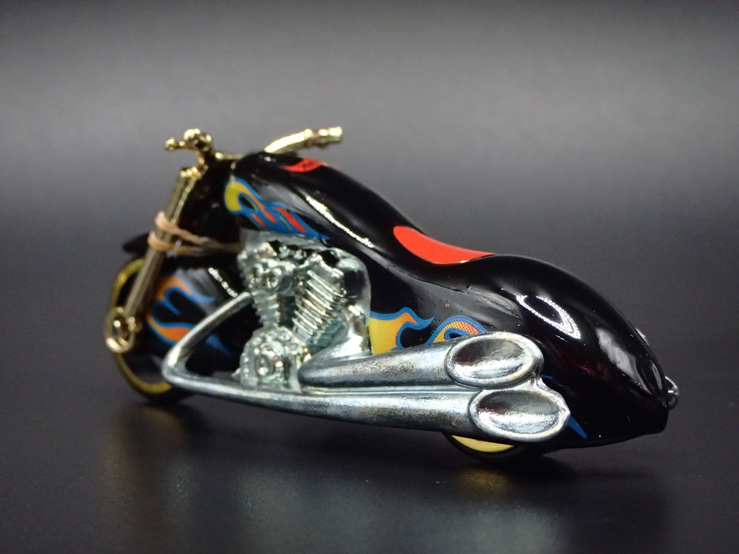 SCORCHIN SCOOTER MOTORCYCLE JIFFY LUBE 1:64 HW SCALE DIORAMA DIECAST MODEL CAR