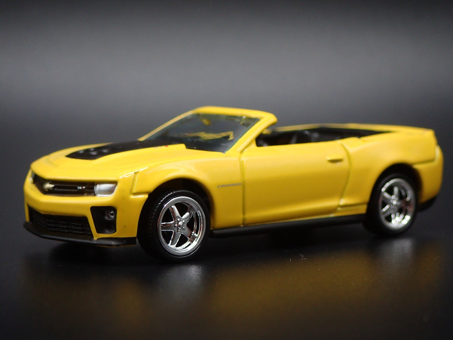 2013 CHEVY CHEVROLET CAMARO ZL1 CONVERTIBLE YELLOW 1:64 SCALE DIECAST MODEL CAR