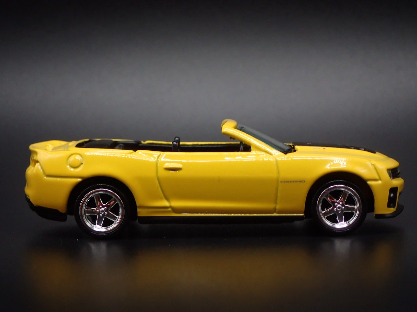 2013 CHEVY CHEVROLET CAMARO ZL1 CONVERTIBLE YELLOW 1:64 SCALE DIECAST MODEL CAR