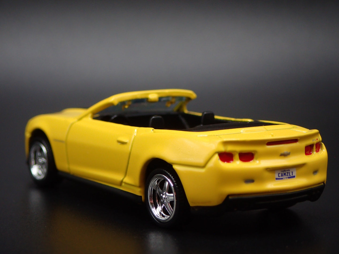 2013 CHEVY CHEVROLET CAMARO ZL1 CONVERTIBLE YELLOW 1:64 SCALE DIECAST MODEL CAR