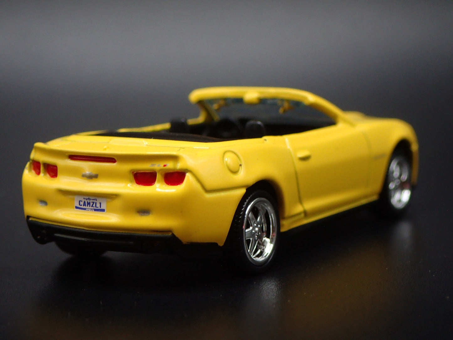 2013 CHEVY CHEVROLET CAMARO ZL1 CONVERTIBLE YELLOW 1:64 SCALE DIECAST MODEL CAR