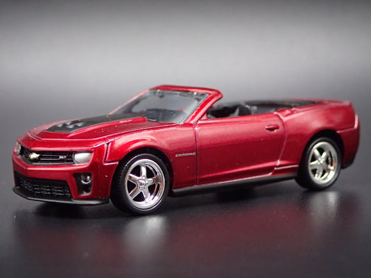 2013 CHEVY CHEVROLET CAMARO ZL1 CONVERTIBLE 1:64 SCALE DIORAMA DIECAST MODEL CAR