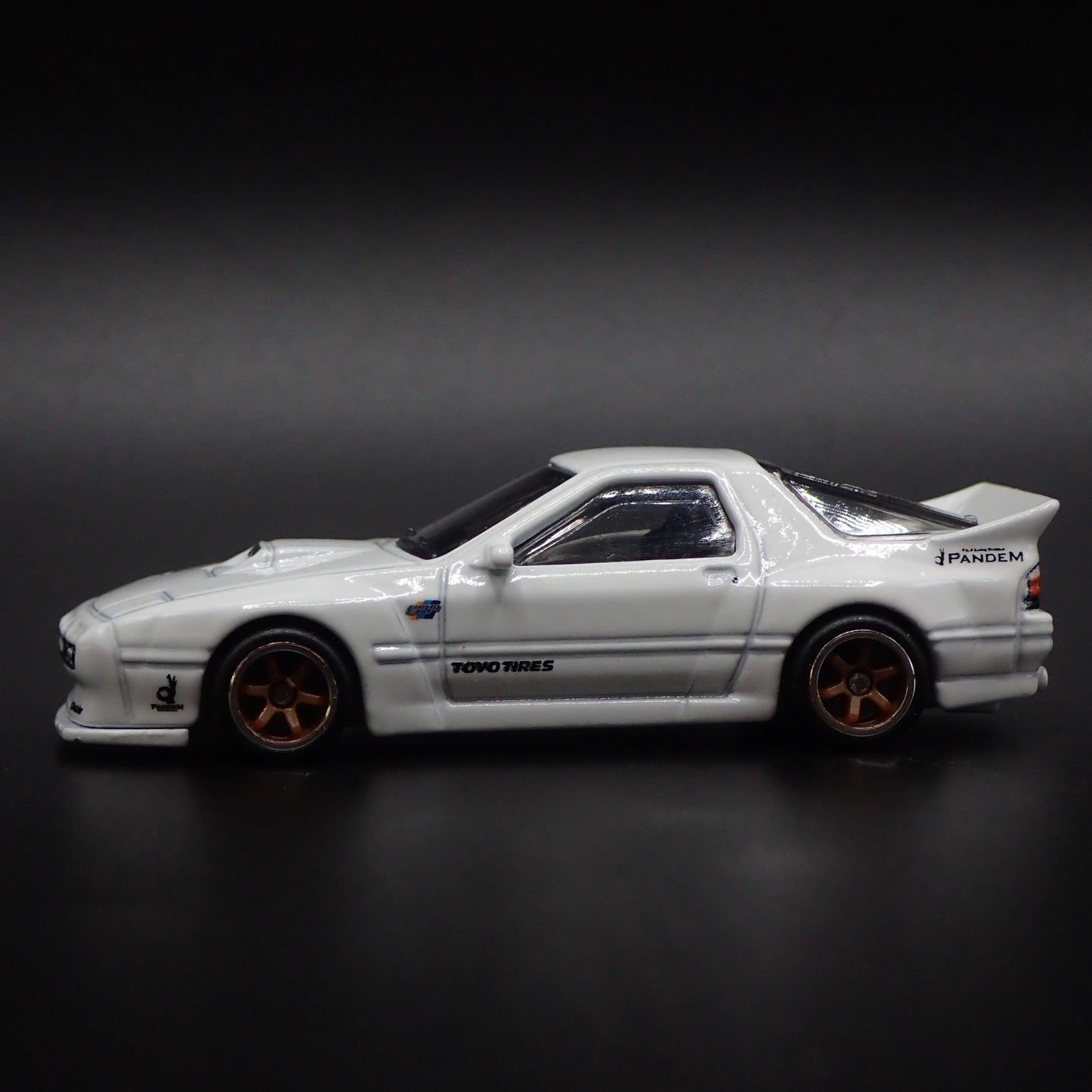 MAZDA RX7 FC PANDEM JDM WHITE 1:64 SCALE COLLECTIBLE DIORAMA DIECAST MODEL CAR