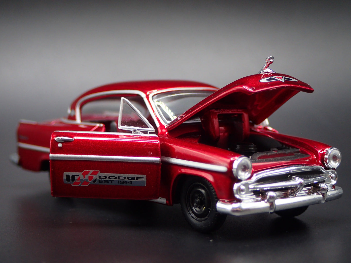 1954 54 DODGE CORONET RED 1/64 SCALE COLLECTIBLE DIORAMA DIECAST MODEL CAR