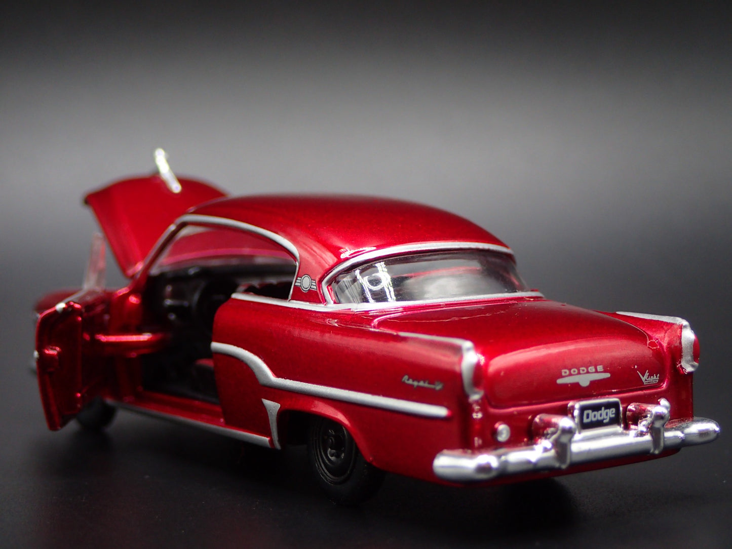 1954 54 DODGE CORONET RED 1/64 SCALE COLLECTIBLE DIORAMA DIECAST MODEL CAR