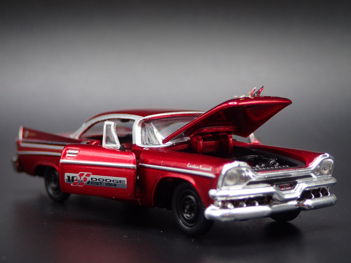 1957 57 DODGE CUSTOM ROYAL LANCER D500 1:64 SCALE COLLECTIBLE DIECAST MODEL CAR