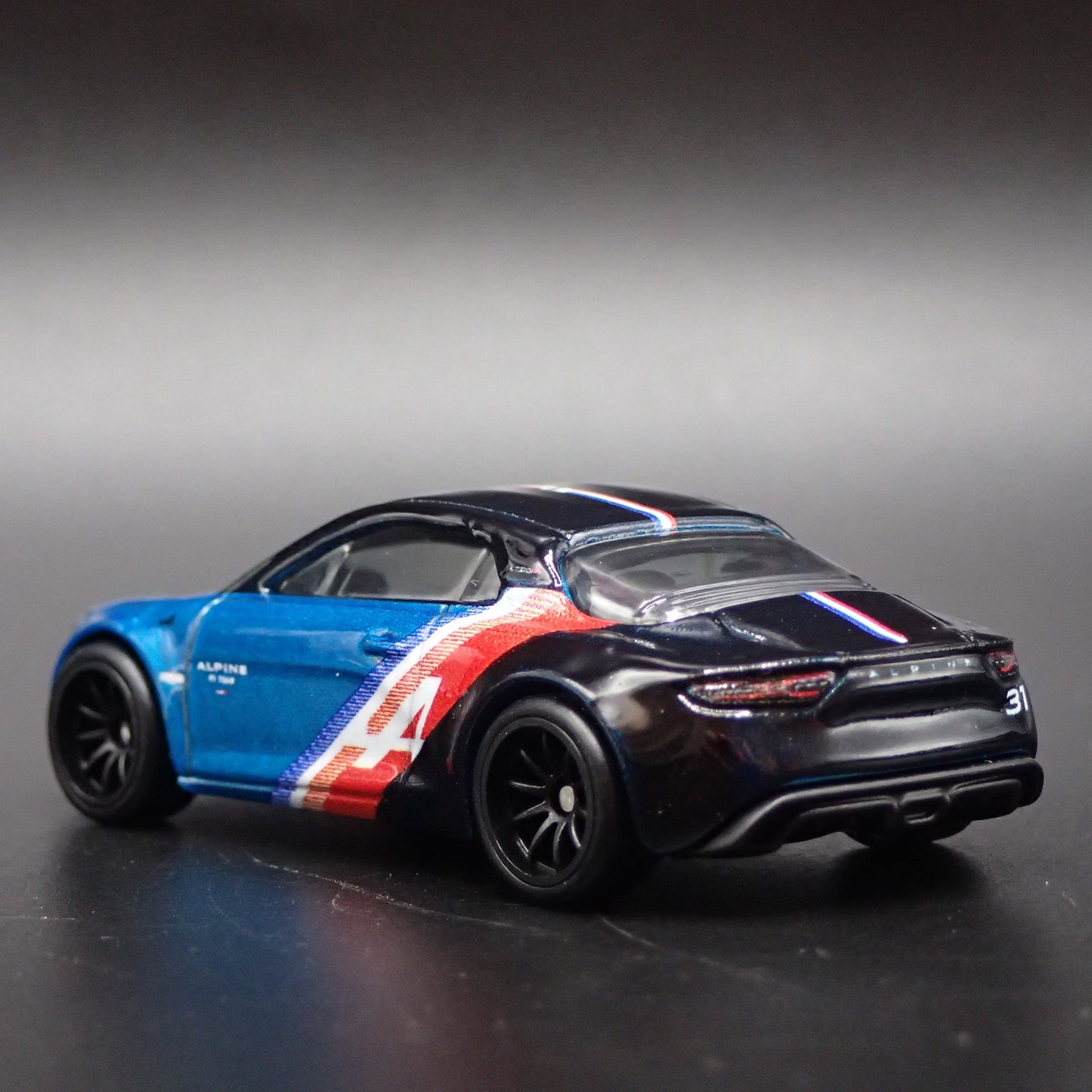 2017-2025 ALPINE A110 BLUE 1:64 SCALE COLLECTIBLE DIORAMA DIECAST MODEL CAR