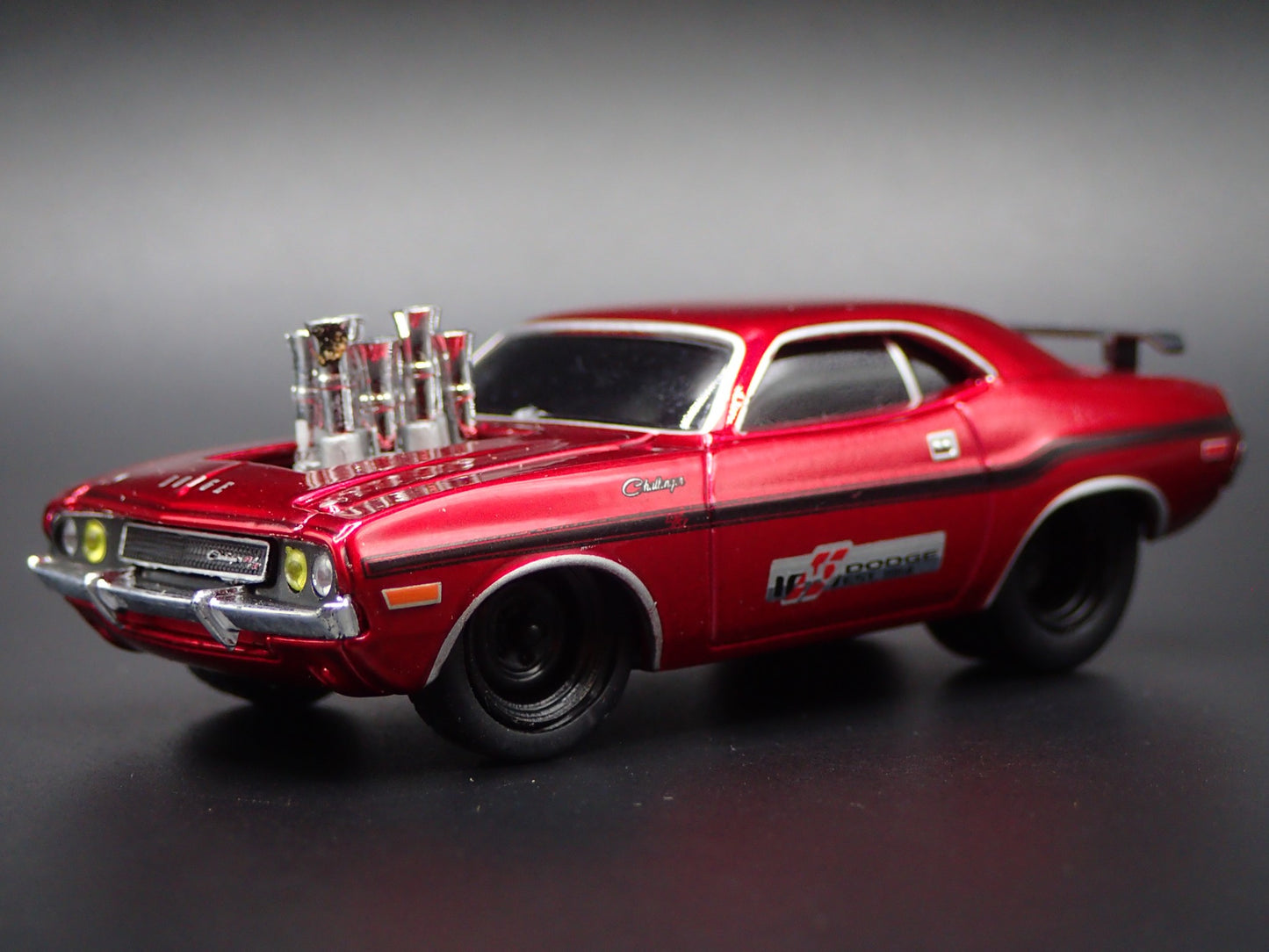 1970 70 DODGE CHALLENGER RT RED 1:64 SCALE COLLECTIBLE DIORAMA DIECAST MODEL CAR