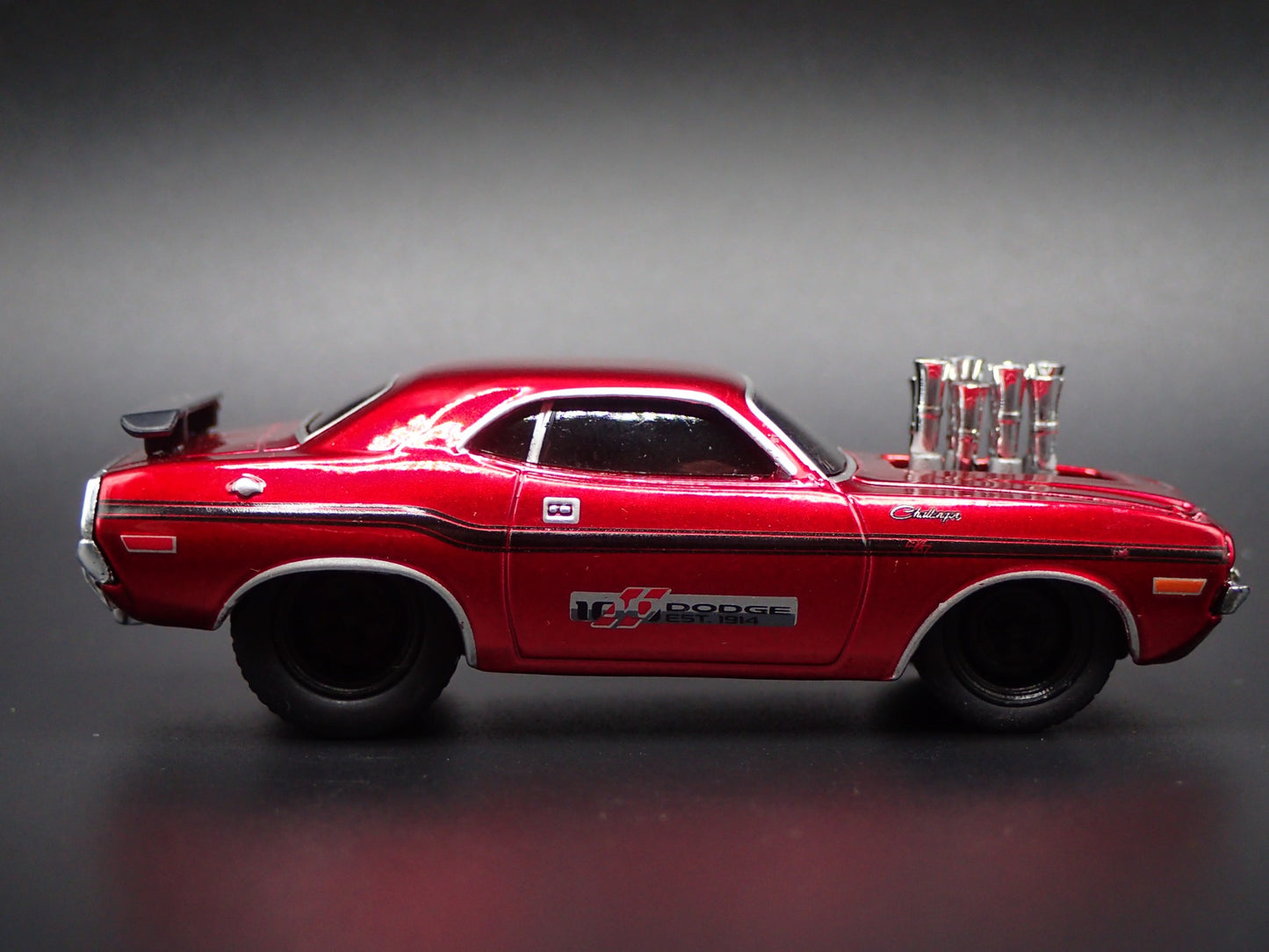 1970 70 DODGE CHALLENGER RT RED 1:64 SCALE COLLECTIBLE DIORAMA DIECAST MODEL CAR