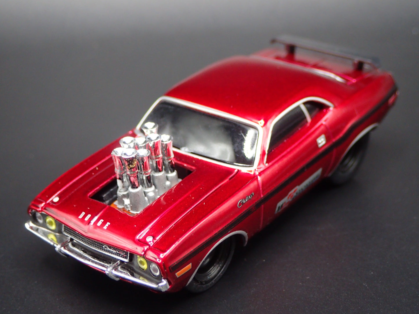 1970 70 DODGE CHALLENGER RT RED 1:64 SCALE COLLECTIBLE DIORAMA DIECAST MODEL CAR