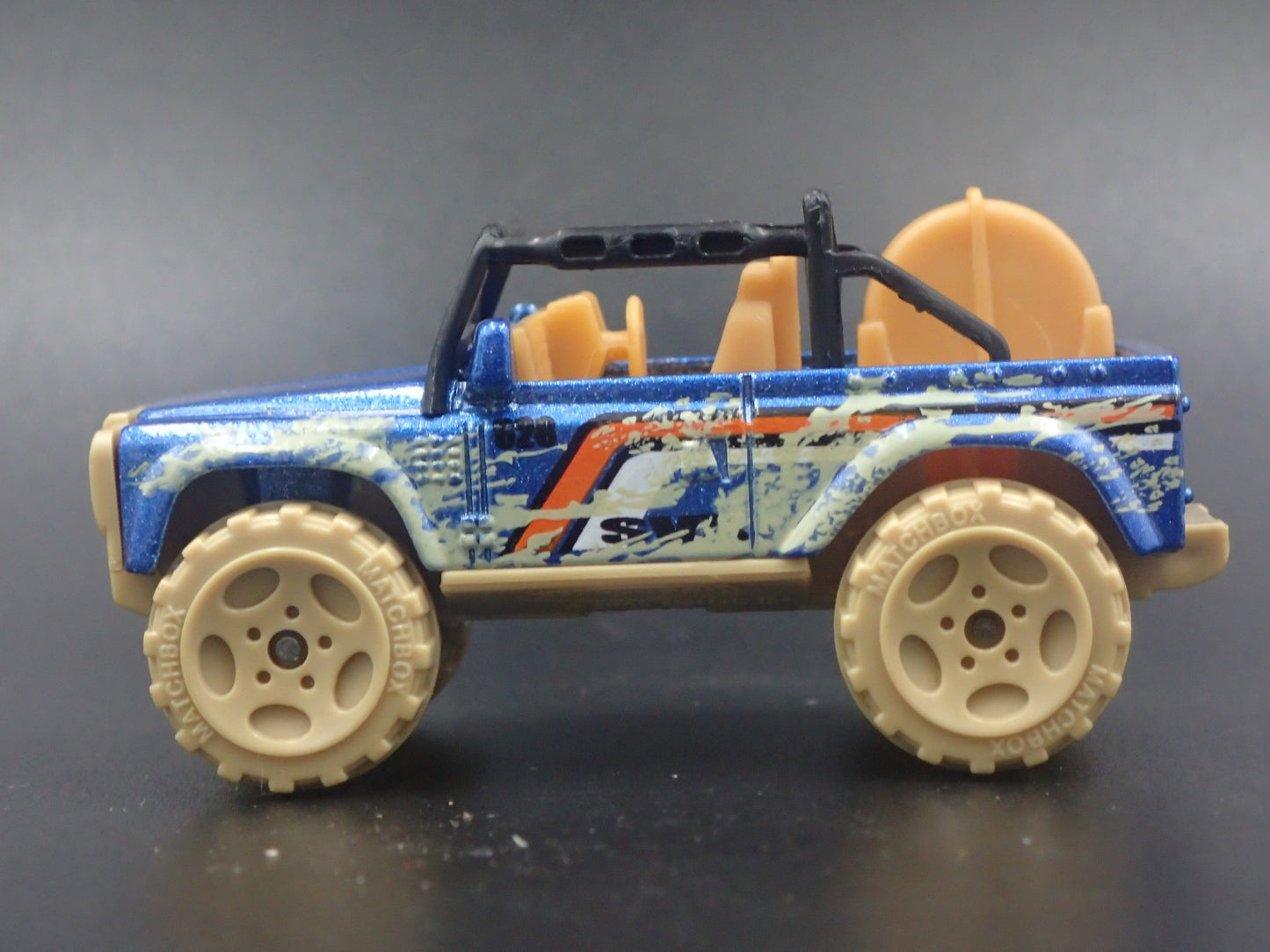 2008 08 LAND ROVER SVX OFF-ROAD BLUE 1:64 SCALE COLLECTIBLE DIECAST MODEL CAR
