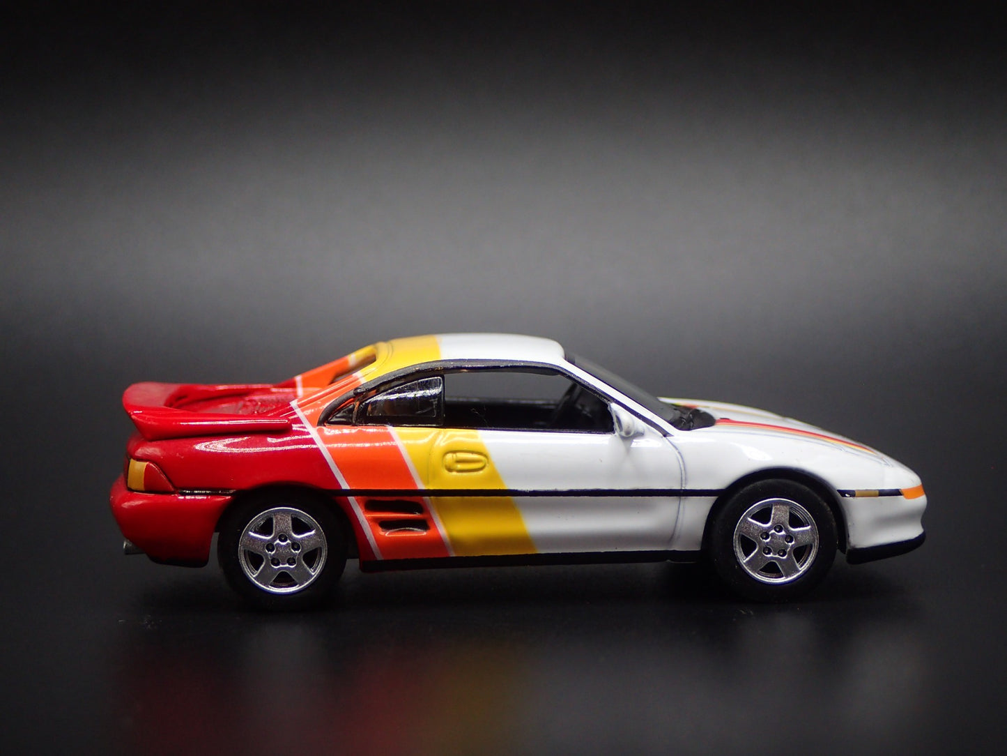 1989-1999 TOYOTA MR2 TURBO SW20 1/64 SCALE COLLECTIBLE DIORAMA DIECAST MODEL CAR