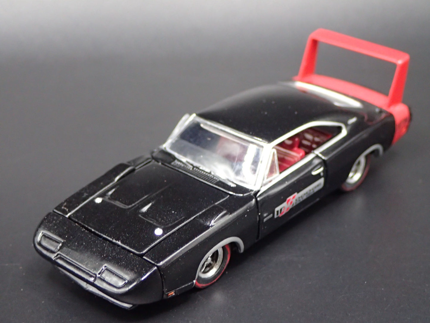 1969 69 DODGE CHARGER DAYTONA HEMI BLK 1:64 SCALE COLLECTIBLE DIECAST MODEL CAR