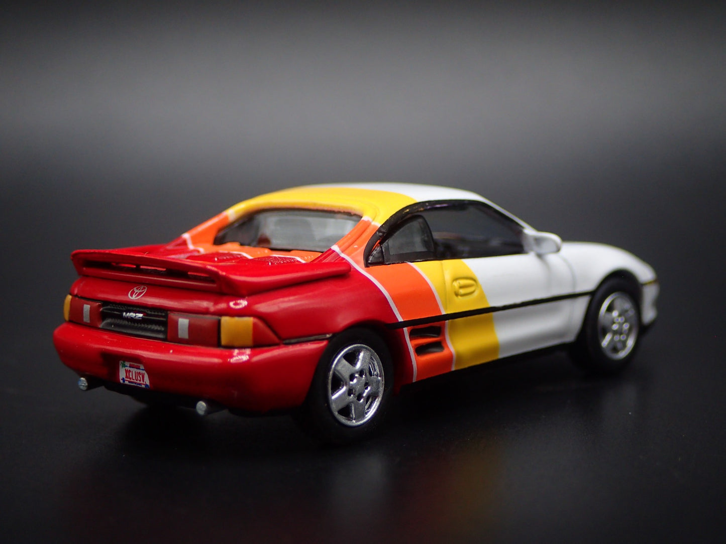 1989-1999 TOYOTA MR2 TURBO SW20 1/64 SCALE COLLECTIBLE DIORAMA DIECAST MODEL CAR