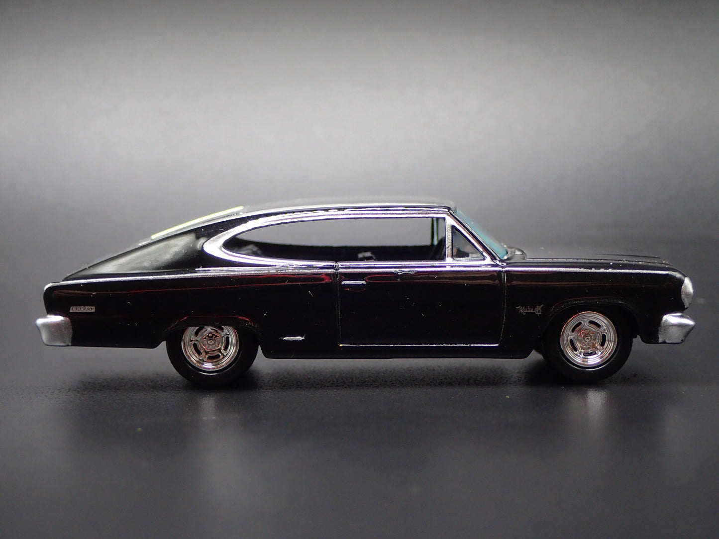 1966 66 AMC RAMBLER MARLIN BLK 1:64 SCALE COLLECTIBLE DIORAMA DIECAST MODEL CAR