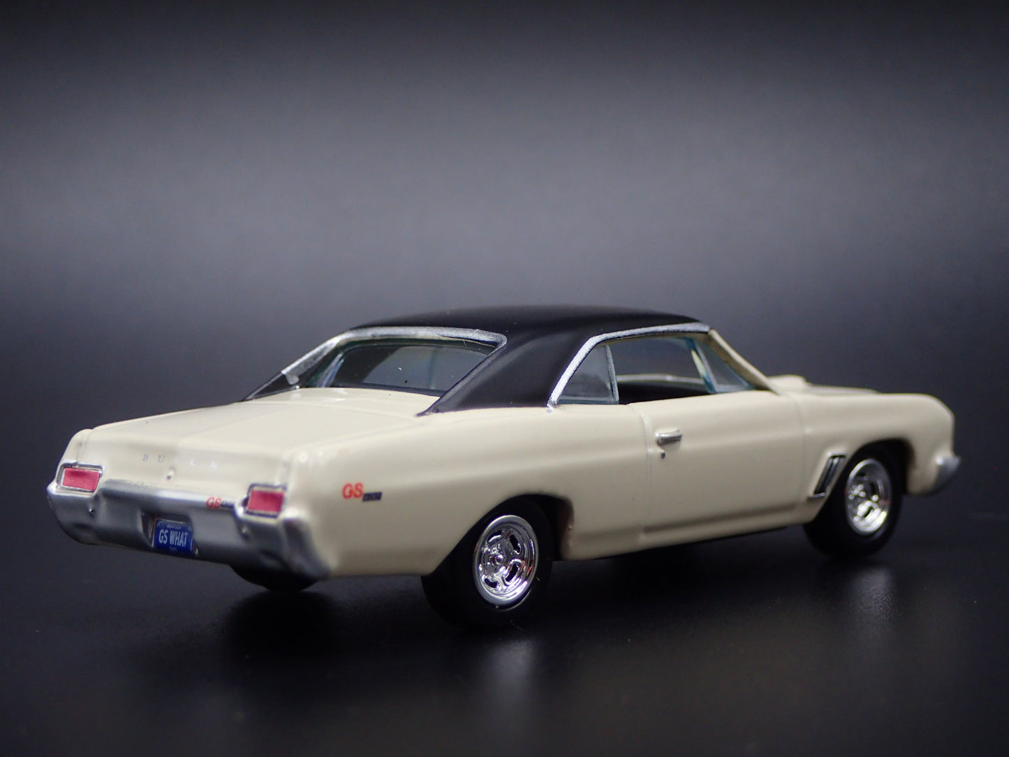 1967 67 BUICK GS 400 CREAM 1:64 SCALE COLLECTIBLE DIORAMA DIECAST MODEL CAR
