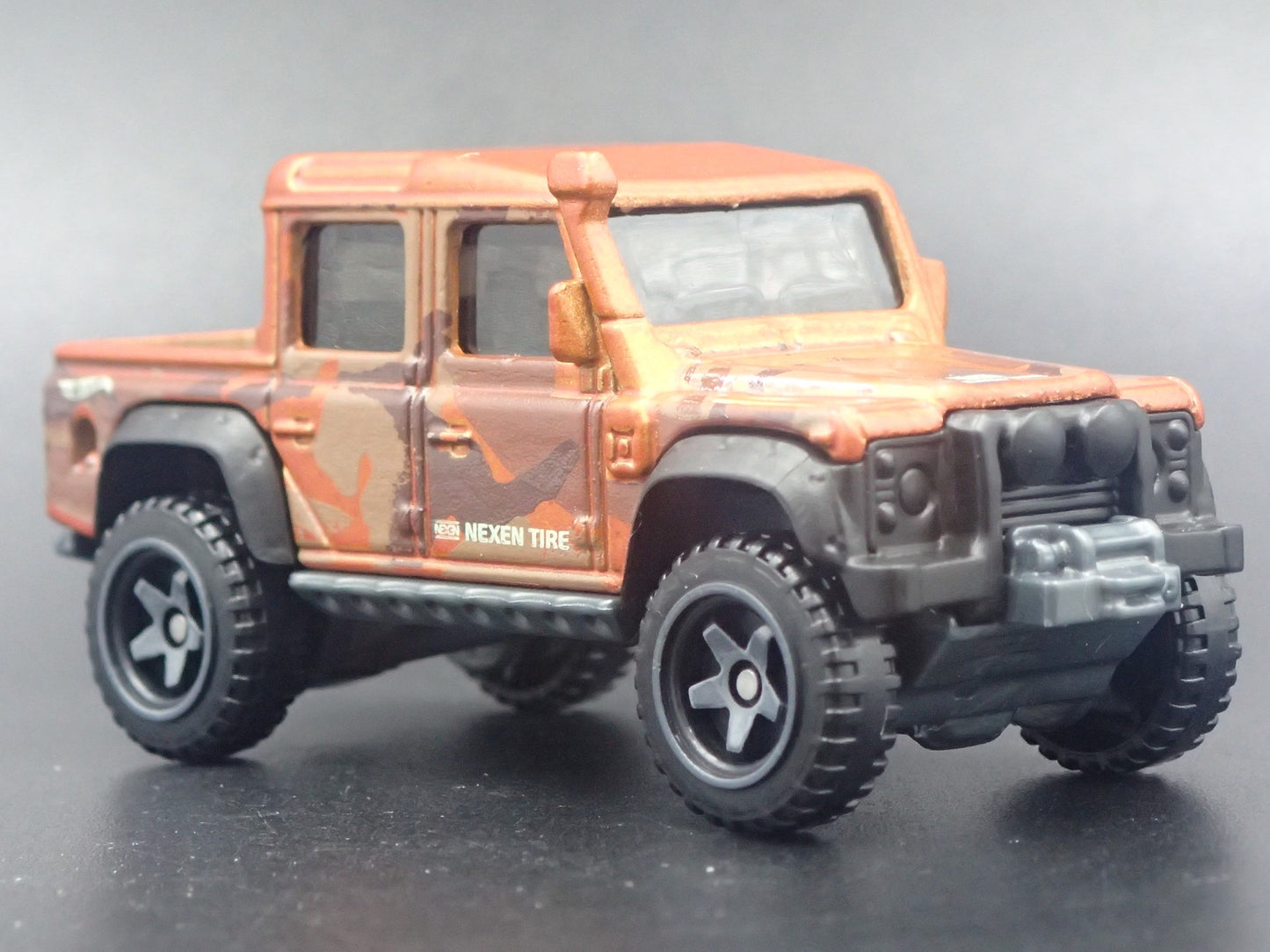 1990-2016 LAND ROVER DEFENDER DOUBLE CAB PICKUP 1/64 SCALE DIECAST MODEL CAR