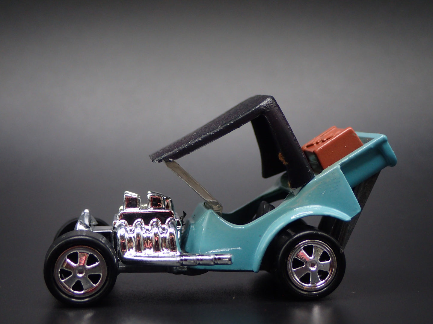 FORD ROADSTER CUSTOM HOT ROD TNT BLUE 1:64 SCALE DIORAMA DIECAST MODEL CAR