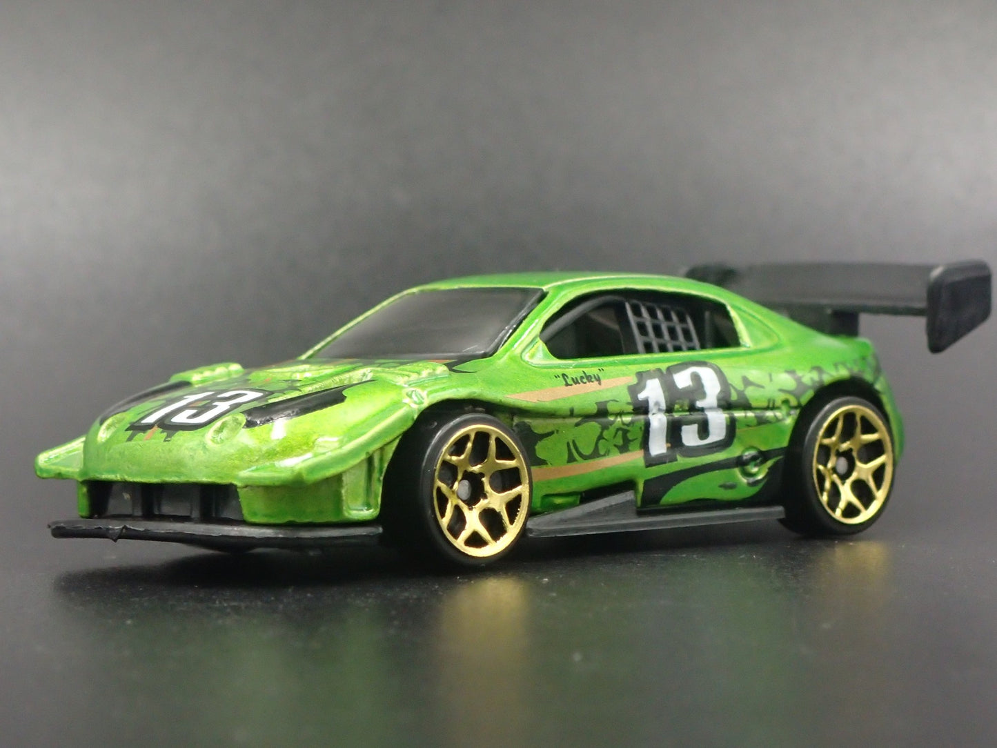 TOYOTA PIKES PEAK CELICA GREEN 1:64 SCALE COLLECTIBLE DIORAMA DIECAST MODEL CAR