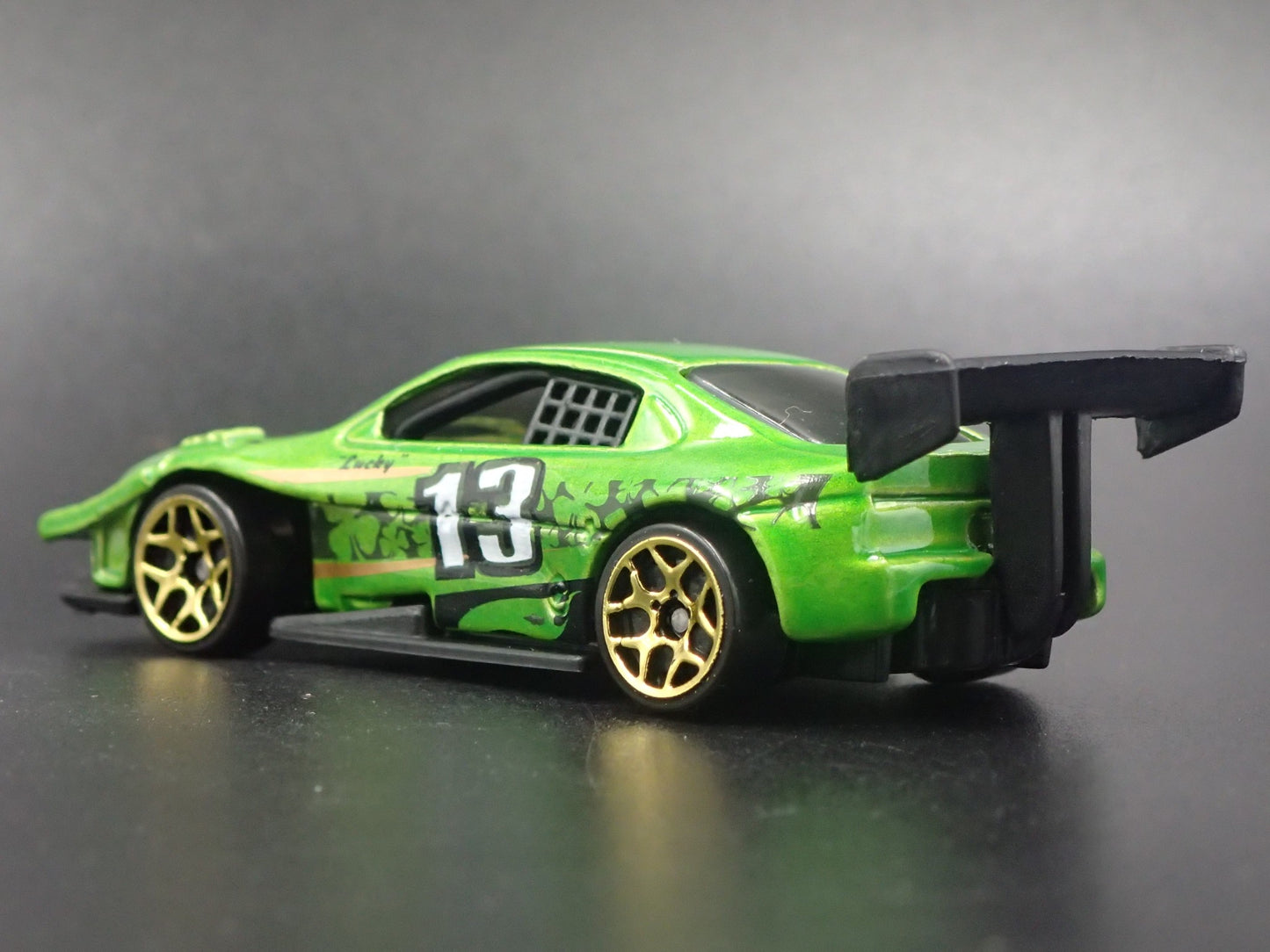 TOYOTA PIKES PEAK CELICA GREEN 1:64 SCALE COLLECTIBLE DIORAMA DIECAST MODEL CAR