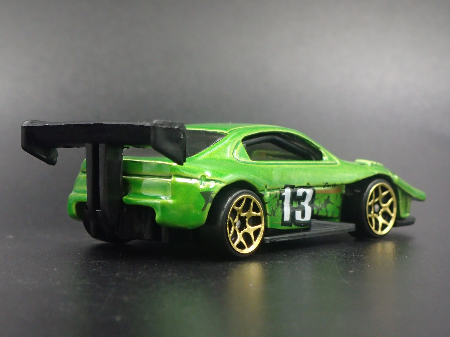 TOYOTA PIKES PEAK CELICA GREEN 1:64 SCALE COLLECTIBLE DIORAMA DIECAST MODEL CAR
