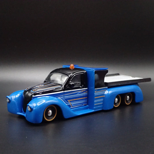 CLASSIC CUSTOM FLATBED LOW RIDER CAR HAULER 1:64 SCALE DIORAMA DIECAST MODEL CAR