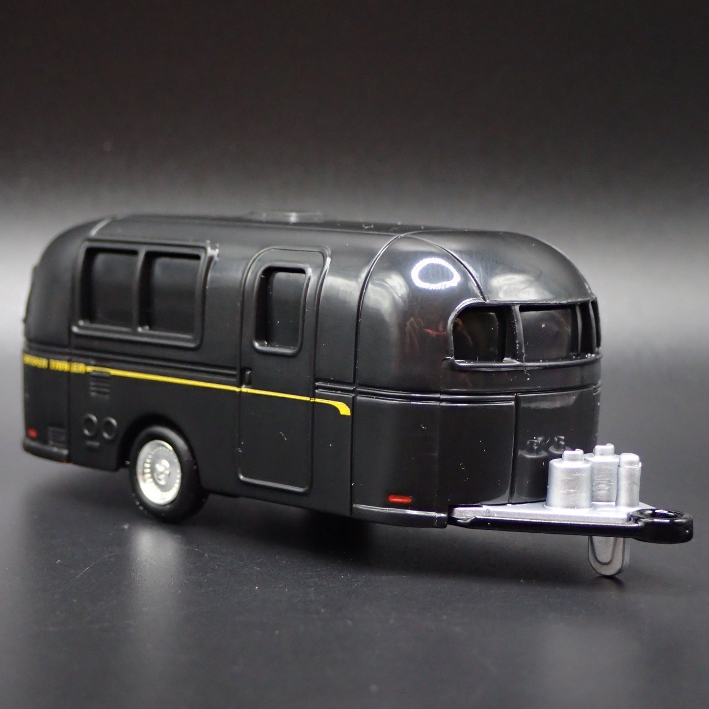 CAMPER TRAILER W HITCH BLACK RARE 1:64 SCALE COLLECTIBLE PLASTIC DIORAMA MODEL