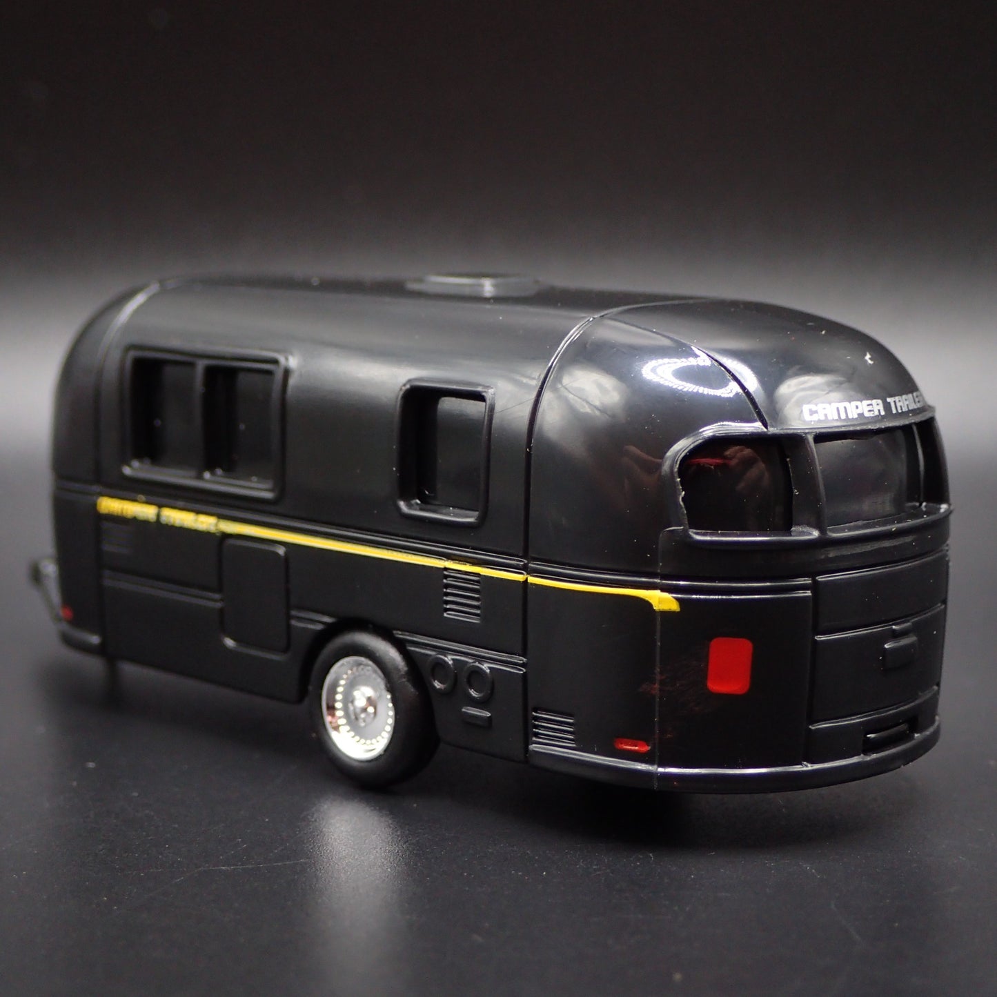 CAMPER TRAILER W HITCH BLACK RARE 1:64 SCALE COLLECTIBLE PLASTIC DIORAMA MODEL