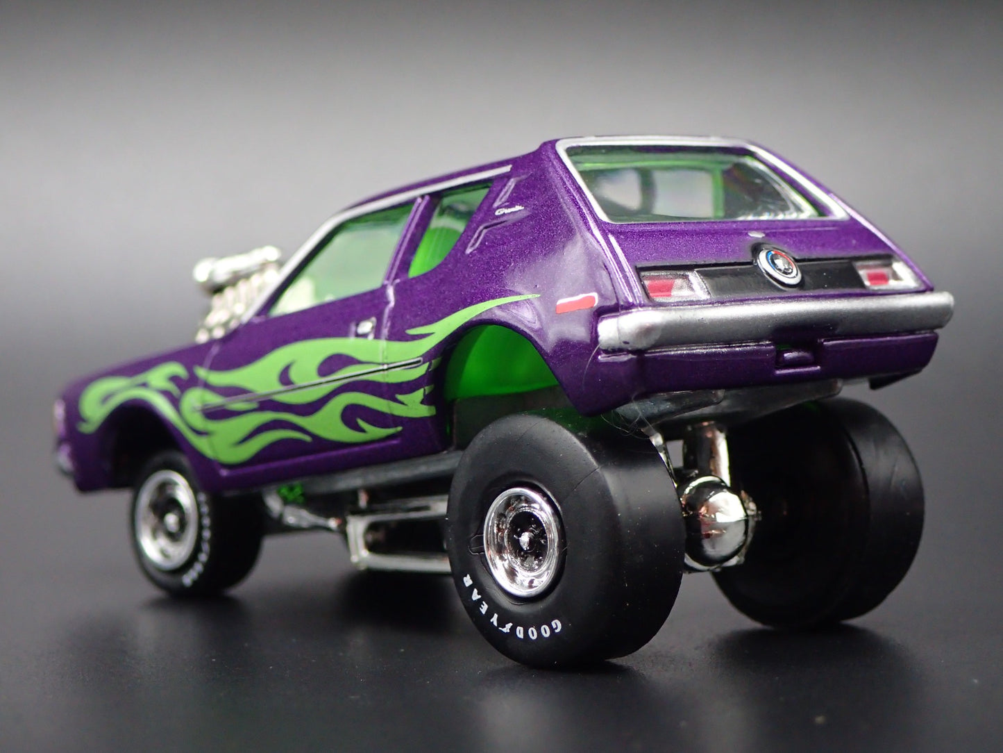 1971 71 AMC GREMLIN ZINGER PRL 1:64 SCALE COLLECTIBLE DIORAMA DIECAST MODEL CAR